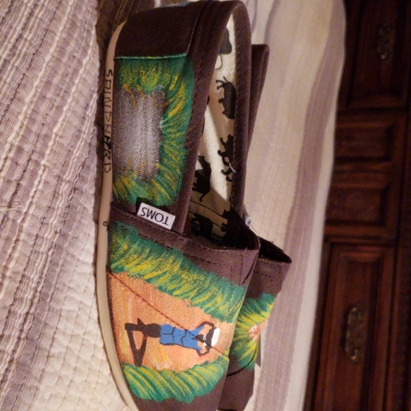 Toms Haiti NWT Size 9 - Picture 3 of 6